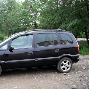Opel Zafira 2002 г/в V 2, 2 