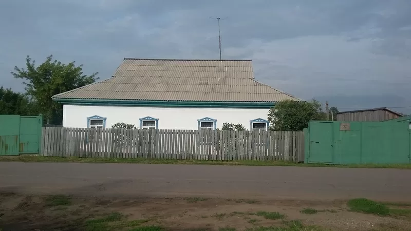 Продам дом в п. Аксу Павлодарской области