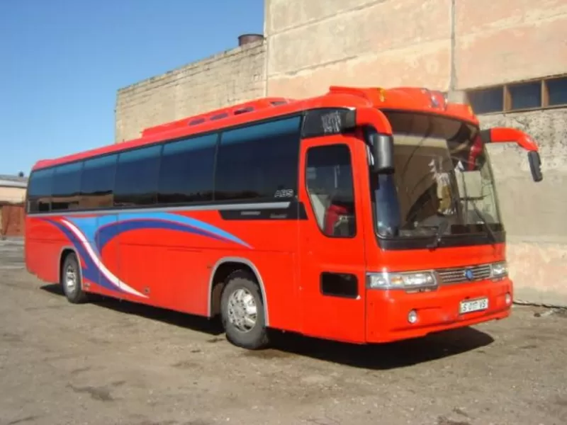 Туристический автобус Kia Granbird   